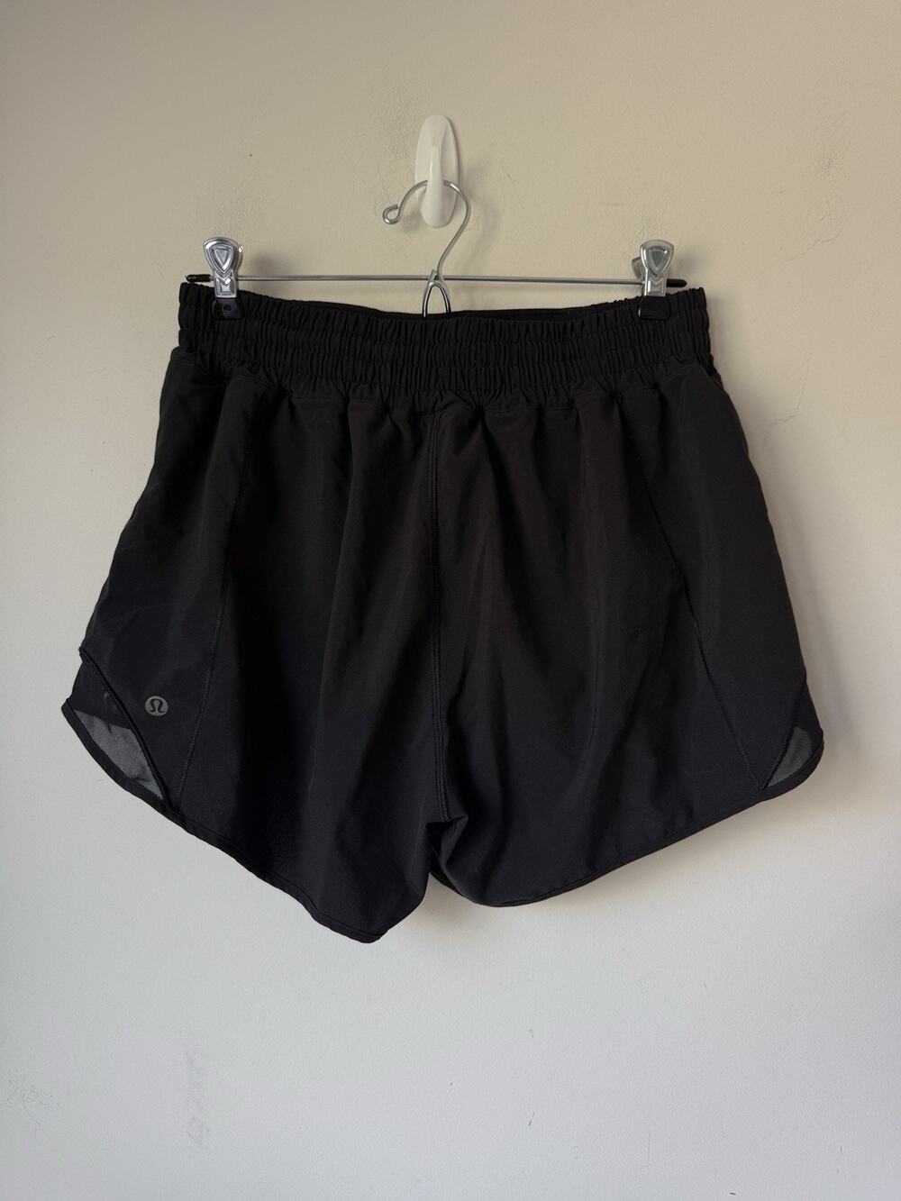 Lululemon Hotty Hot High-Rise Lined Short 4” Size 8 Black LW7AYXT Square Tag